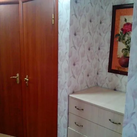 Comfortable Flat Near Dnieper & 12 Min. Of Centre *